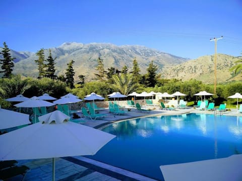 2 outdoor pools, pool umbrellas, sun loungers