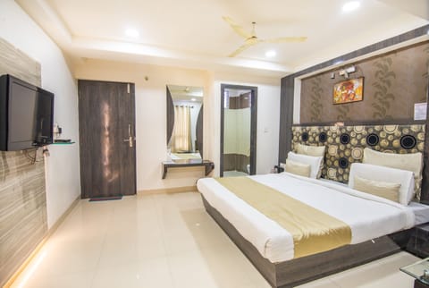 Executive Room | Egyptian cotton sheets, premium bedding, down comforters