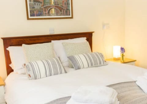 Standard Double Room, Ensuite