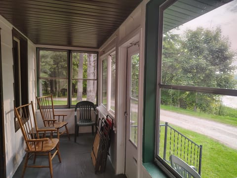 front porch 