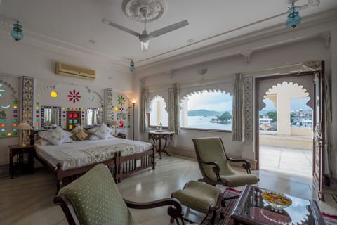 Executive Double Room | Premium bedding, down comforters, memory foam beds