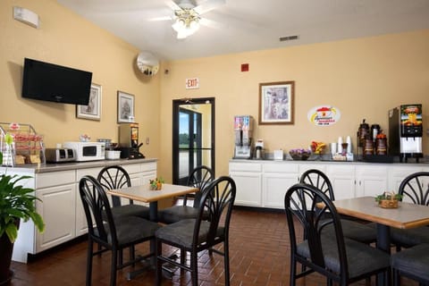 Free daily on-the-go breakfast