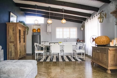 House (Misty Views) | Living area | LCD TV