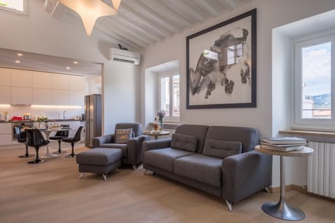 Superior Apartment, 2 Bedrooms | Living room | Flat-screen TV