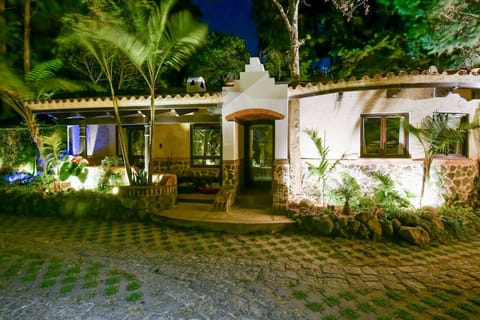 Entrance to the Villa with Ambiance Lighting
