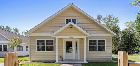 Welcome to Hawk's Haven!