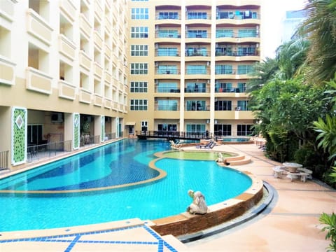 Studio | Pool | Outdoor pool