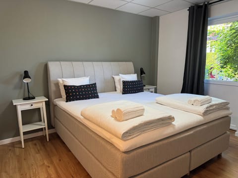 Double Room | Soundproofing, bed sheets