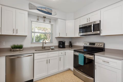 039a4728-4dbc-4e3a-b9dd-d18b31982734