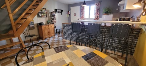 Traditional Cottage, Shared Bathroom (Entre Ciel Et Marais) | Lobby