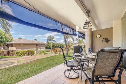 Enjoy outdoor dining on your private lanai