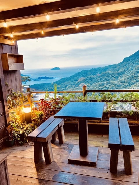 Family Room | Balcony