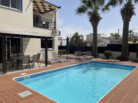 our large 8x4mt swimming pool