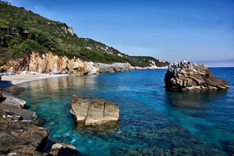 Beach nearby, sun loungers, beach umbrellas, beach towels