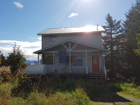 Welcome to Bungalow By Bishop's Beach!
Make your memories here!
