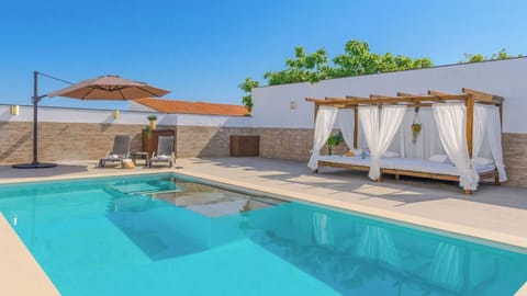 Villa Yules-Moisés Vélez-Málaga by Ruralidays