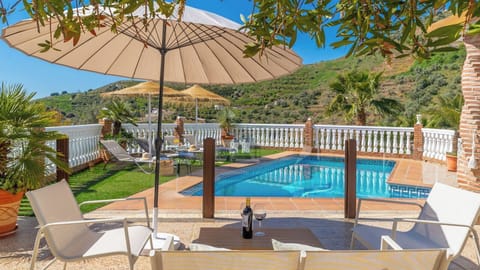 Villa Loli Torrox by Ruralidays