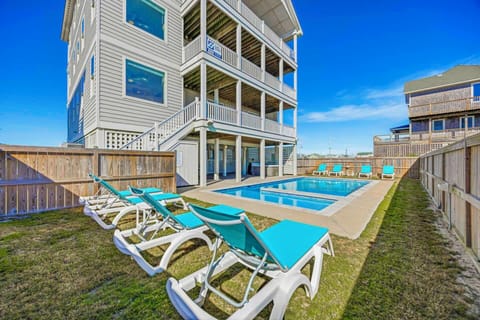 Surf or Sound Realty - 918 - Cape Sol - Pool Area -3