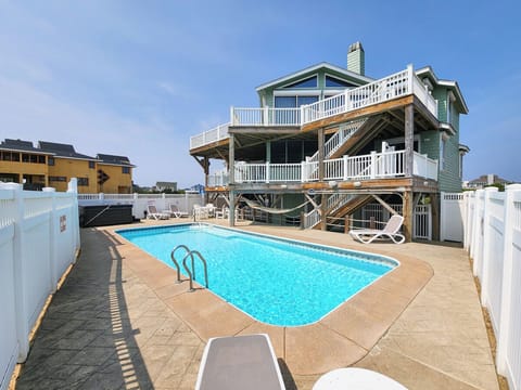 Oceanfront Outer Banks Vacation Rental 2023