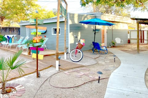 The Bung is a very private, cozy home filled with a retro and coastal flair!