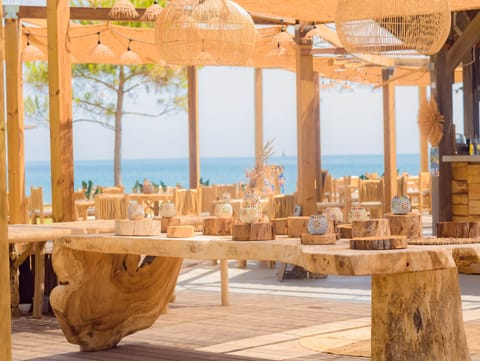 Beach bar