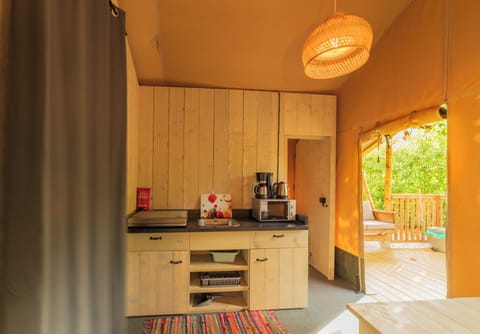 Executive Tent | Private kitchen