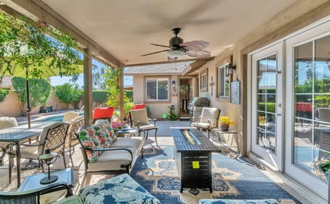 Semi detached CASITA in the backyard.
Outdoor living amenities include Fire pit,