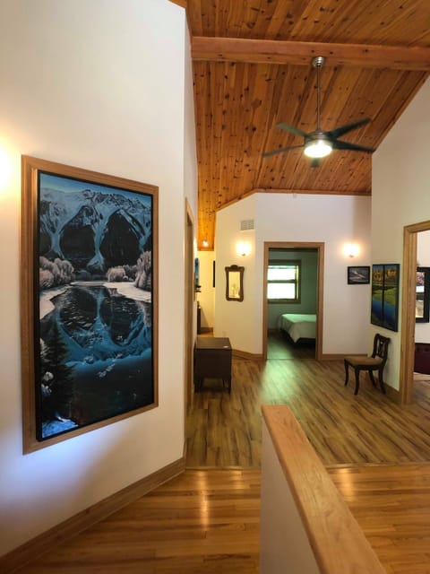 Lobby looking to front door