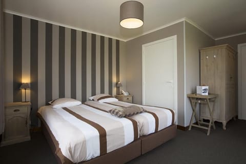 Desk, iron/ironing board, free cribs/infant beds, free WiFi