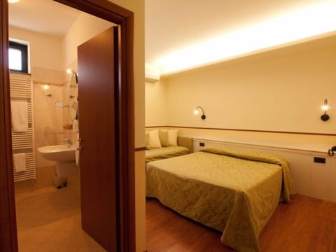 In-room safe, desk, free WiFi, bed sheets