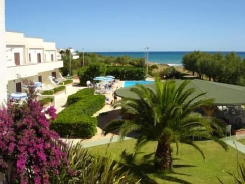 2 outdoor pools, open 9:00 AM to 7:00 PM, pool umbrellas, sun loungers