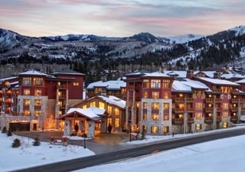 Hilton Sunrise Lodge