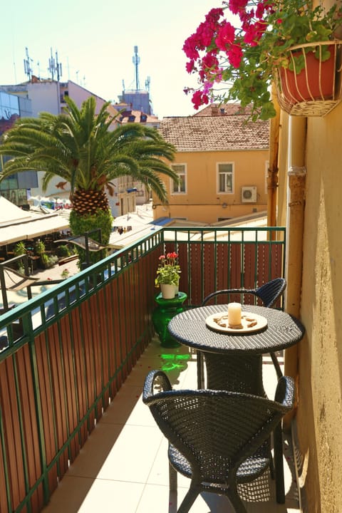 Apartment, 2 Bedrooms, Balcony | Balcony