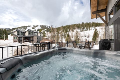 Relax after an Epic Day on the Slopes!