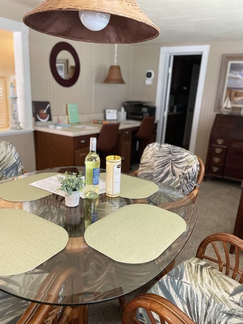 Dinning area, desk area in background