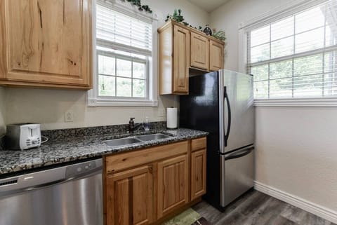 Plenty of space and storage in this fully equipped kitchen