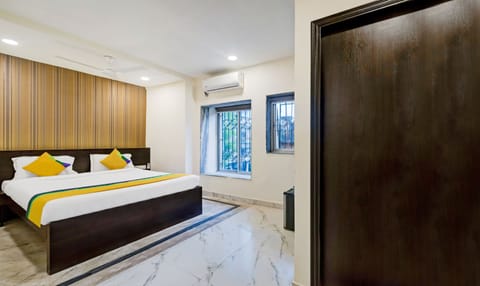 Deluxe Room | Free WiFi