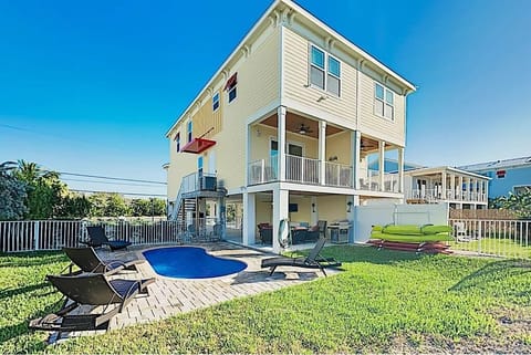 Paradise Cove in Marathon!