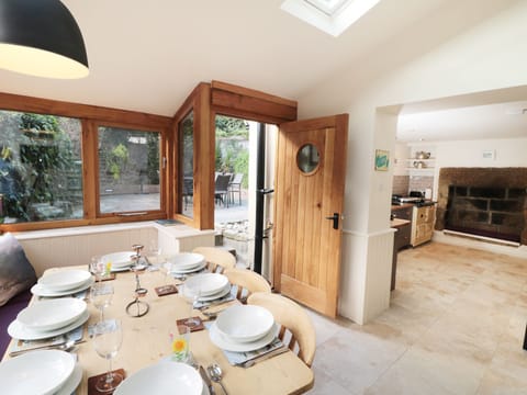 Cottage | Interior