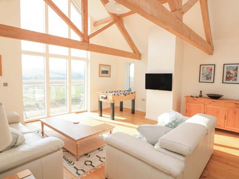Cottage | Living area