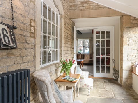 Cottage | Interior