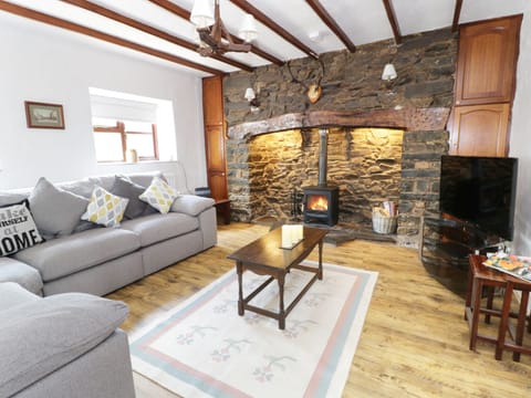 Cottage | Interior