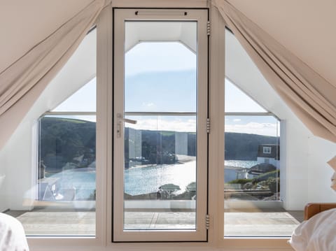 Cottage | 2 bedrooms, individually decorated, individually furnished, free WiFi