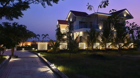 Front of property - evening/night