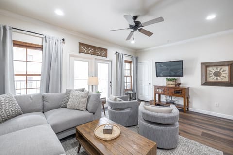 Stylish living area + lower deck access