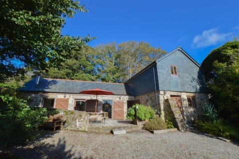 Welcome to Church Close Cottage, Cusgarne.