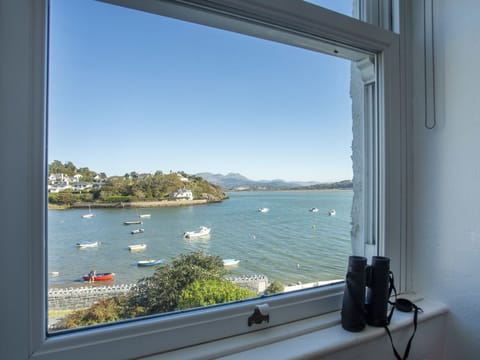 Cottage | 2 bedrooms, individually decorated, individually furnished, free WiFi