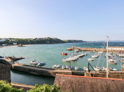 Cottage | Marina