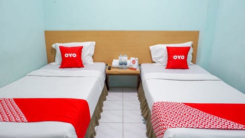 Deluxe Twin Room | Free WiFi, bed sheets