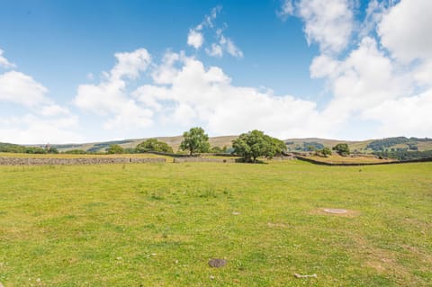 Cottage | Property grounds